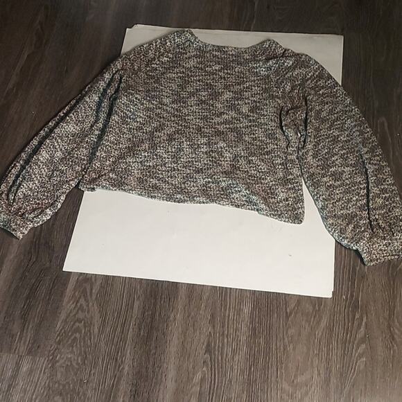 SHEIN Black,/White Puff Sleeve Crew Neck Sweater M Cozy Comfy Winter Fall Twee - Picture 6 of 10